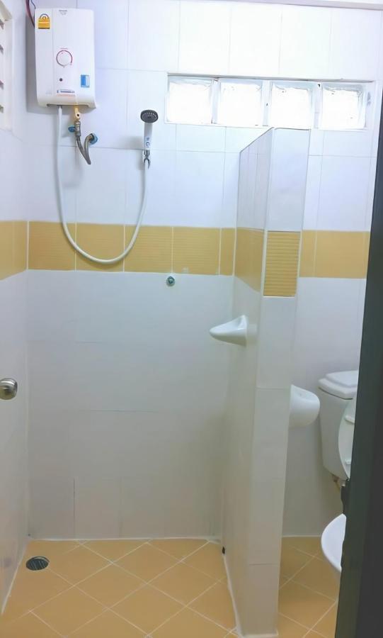 ทรัพย์มุกดา แกรนด์ โฮเทล Submukda Grand Hotel Mukdahan Buitenkant foto
