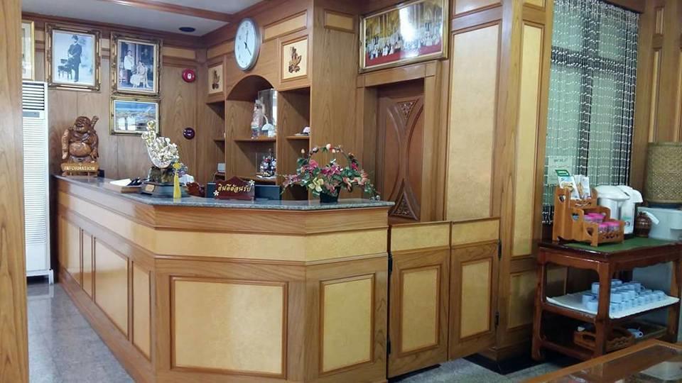 ทรัพย์มุกดา แกรนด์ โฮเทล Submukda Grand Hotel Mukdahan Buitenkant foto